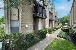 2021 Spenwick Dr, Houston, TX 77055 - Photo 24