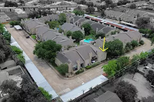 2021 Spenwick Dr, Houston, TX 77055 - Photo 32