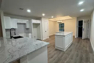 6210 Autumn Arbor Dr, Houston, TX 77092 - Photo 2