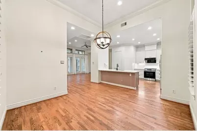 9609 Pemberton Crescent Drive, Houston, TX 77025 - Photo 6