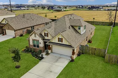 15014 Lake Shore Avenue, Baytown, TX 77523 - Photo 1