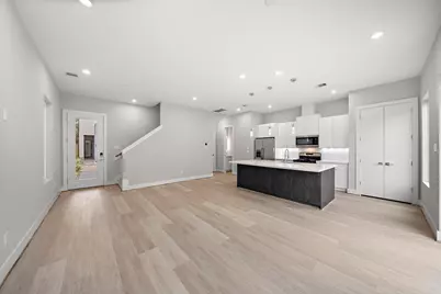 28 Bucan Street #F, Houston, TX 77076 - Photo 8