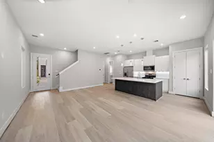 28 Bucan St, Houston, TX 77076 - Photo 8