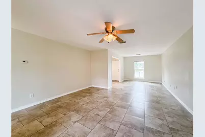 217 Mary Ann Drive, Friendswood, TX 77546 - Photo 2