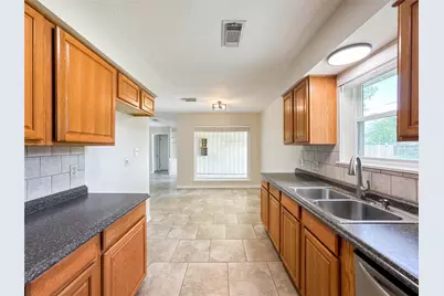 217 Mary Ann Drive, Friendswood, TX 77546 - Photo 12