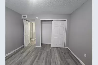 911 Avenue K #11, Galveston, TX 77550 - Photo 4