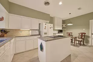 11614 Cedar Creek Dr, Houston, TX 77077 - Photo 2