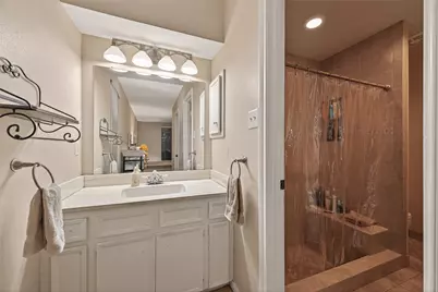 11614 Cedar Creek Drive, Houston, TX 77077 - Photo 30