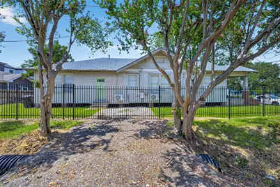 3010 Garrow Street, Houston, TX 77003 - Photo 18