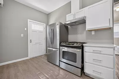3010 Garrow Street, Houston, TX 77003 - Photo 2