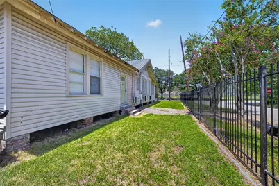 3010 Garrow Street, Houston, TX 77003 - Photo 16