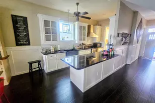 154 W Lake Shore Dr, Livingston, TX 77351 - Photo 2