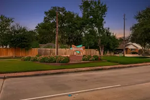8007 Erie St, Houston, TX 77061 - Photo 50