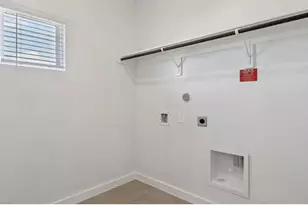 12002 Hail Hbr Dr, Baytown, TX 77523 - Photo 8