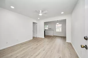 816 Hawthorne St, Houston, TX 77006 - Photo 44