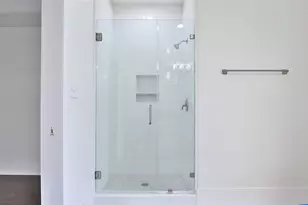 816 Hawthorne St, Houston, TX 77006 - Photo 18