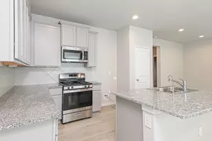 9254 Sea Gdn St, Houston, TX 77034 - Photo 8