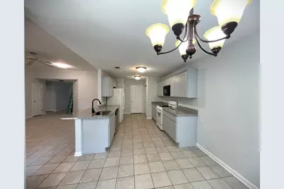 14 Clara Barton Lane, Galveston, TX 77551 - Photo 8