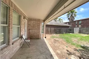 14 Clara Barton Ln, Galveston, TX 77551 - Photo 22