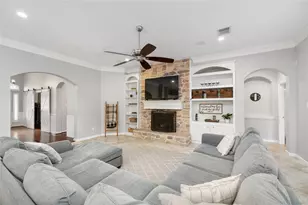 3007 Knight Ln, Baytown, TX 77521 - Photo 8