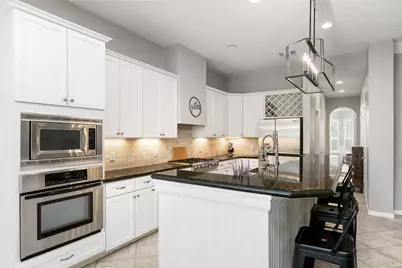 3007 Knight Lane, Baytown, TX 77521 - Photo 10