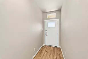 2807 Chancery Summit Ct, Houston, TX 77047 - Photo 2