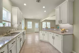 82 Rd 6607, Dayton, TX 77535 - Photo 12