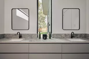 10941 Bluebird Pl, Conroe, TX 77385 - Photo 16