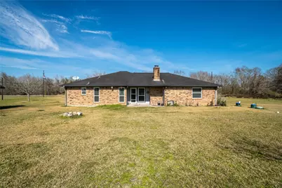 140 Lakewood Drive, Angleton, TX 77515 - Photo 36