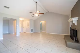 140 Lakewood Dr, Angleton, TX 77515 - Photo 10