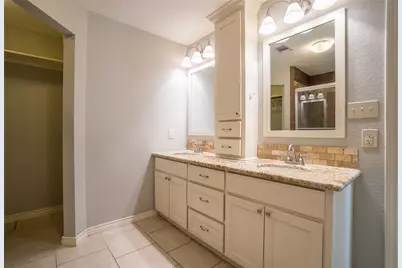 140 Lakewood Drive, Angleton, TX 77515 - Photo 20