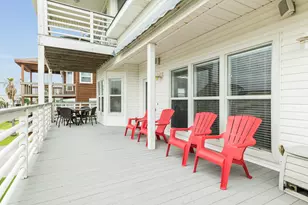 13730 San Domingo Dr, Galveston, TX 77554 - Photo 6