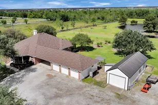 7511 County Rd 511, Rosharon, TX 77583 - Photo 6