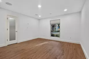 7575 Katy Fwy, Houston, TX 77024 - Photo 18