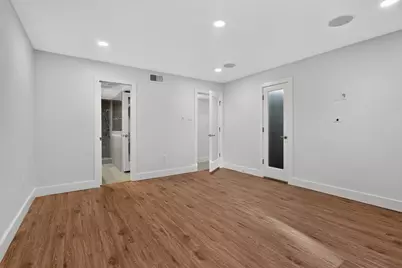 7575 Katy Freeway #63, Houston, TX 77024 - Photo 10
