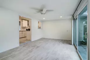 5805 Grape St, Houston, TX 77074 - Photo 12