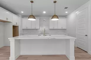 212 Yellow Rosewood Ln, New Caney, TX 77357 - Photo 4