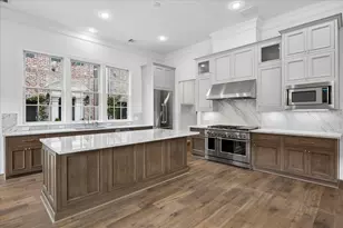 1143 Castellina Ln, Houston, TX 77055 - Photo 4