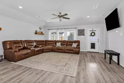 2375 Hagerman Road, Conroe, TX 77384 - Photo 14