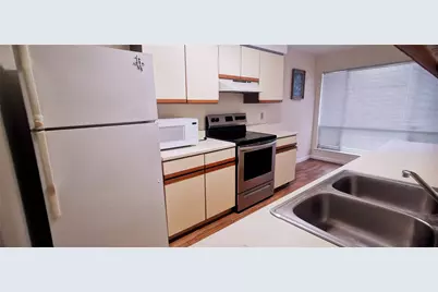 8313 Augustine Drive #B, Houston, TX 77036 - Photo 6