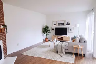 8313 Augustine Dr, Houston, TX 77036 - Photo 10