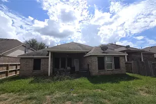 4403 Juniper Bay Ln, Baytown, TX 77521 - Photo 8
