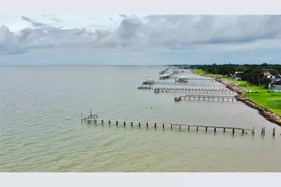 1003B 24th Street, San Leon, TX 77539 - Photo 12