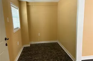 5234 Claremont St, Houston, TX 77023 - Photo 6