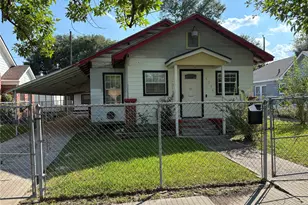 5234 Claremont St, Houston, TX 77023 - Photo 1