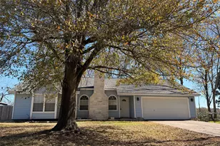 11974 N Ridgeway Dr, Willis, TX 77318 - Photo 2