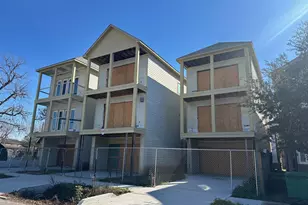 716 E 25th St, Houston, TX 77008 - Photo 1