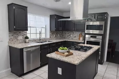 16910 Country Bridge Road, Houston, TX 77095 - Photo 8