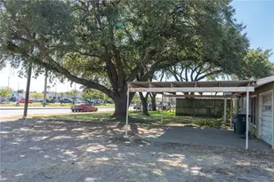 720 E Villa Maria Rd, Bryan, TX 77802 - Photo 12