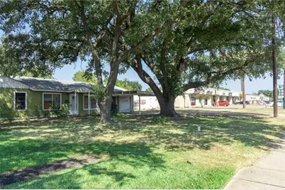 720 E Villa Maria Road, Bryan, TX 77802 - Photo 14